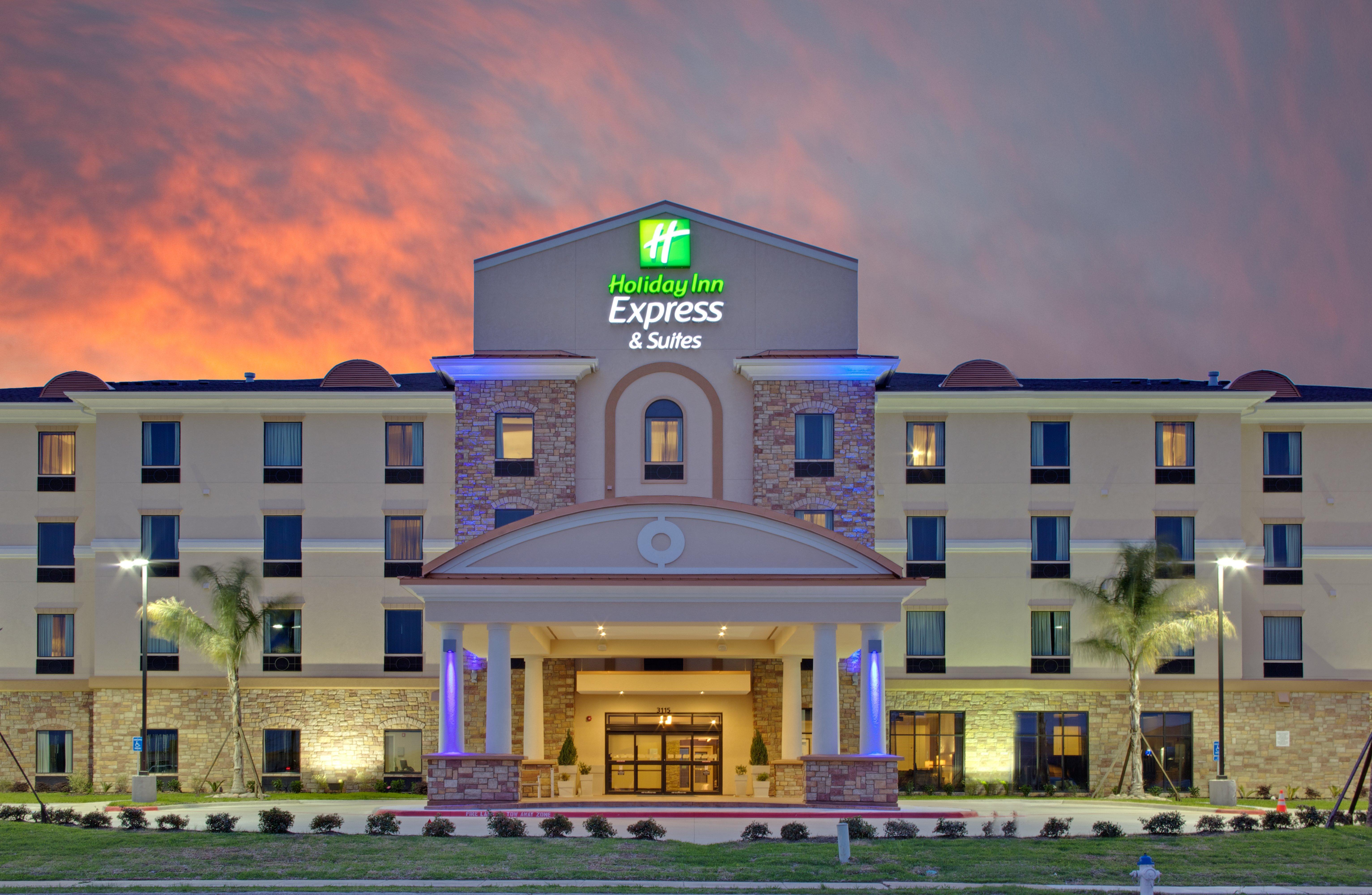 Holiday Inn Express Hotel & Suites Port Arthur, An Ihg Hotel Exterior photo